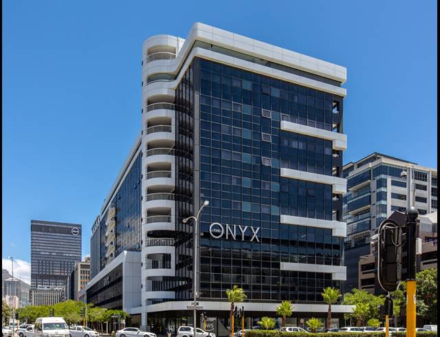 0.5 BEDROOM APARTMENT TO LET IN CAPE TOWN CITY CENTRE